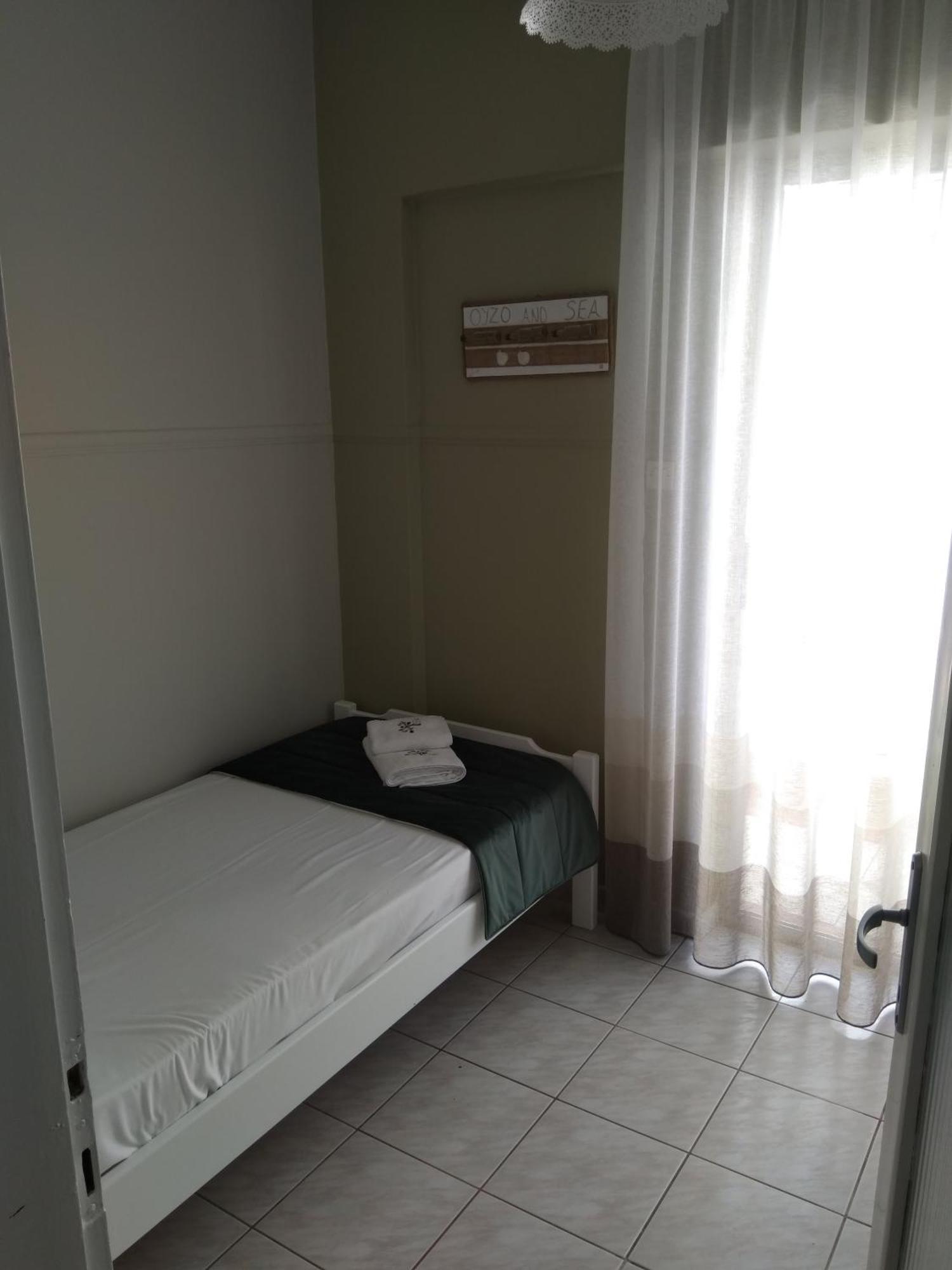 Dionisos Elia Lejlighedshotel Paralia Dionisiou Værelse billede