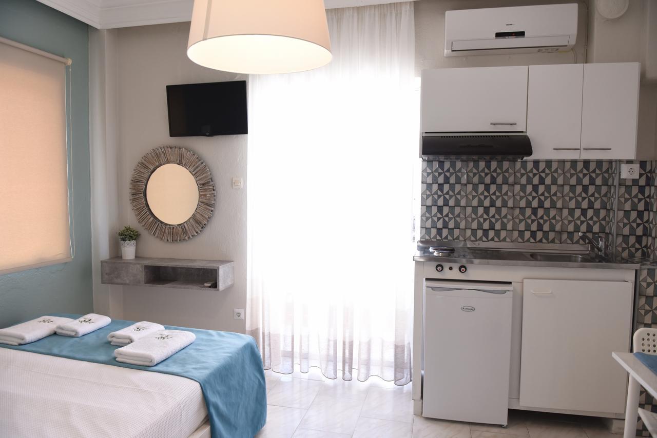 Dionisos Elia Lejlighedshotel Paralia Dionisiou Eksteriør billede